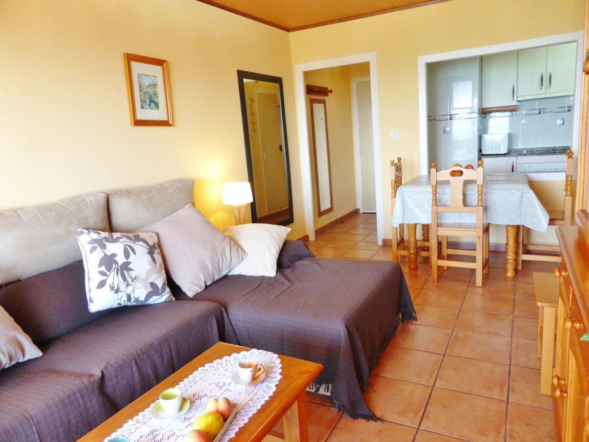 Apartamentos Cye 009 Punta Del Cavall سالو المظهر الخارجي الصورة