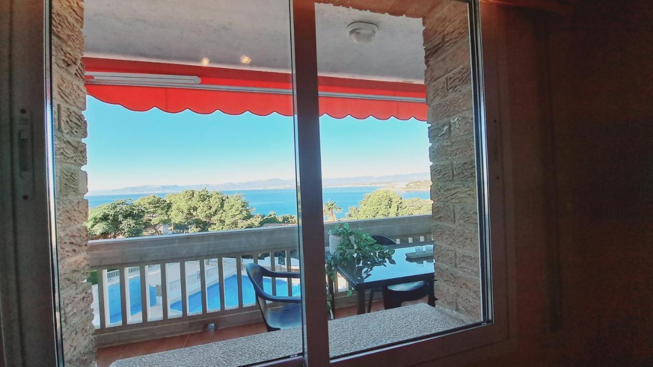 Apartamentos Cye 009 Punta Del Cavall سالو المظهر الخارجي الصورة