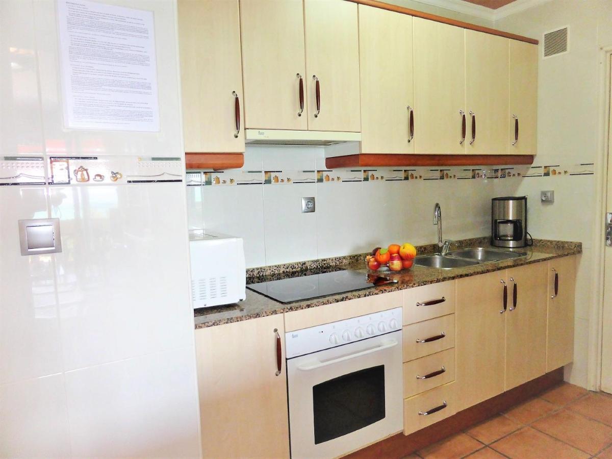 Apartamentos Cye 009 Punta Del Cavall سالو المظهر الخارجي الصورة